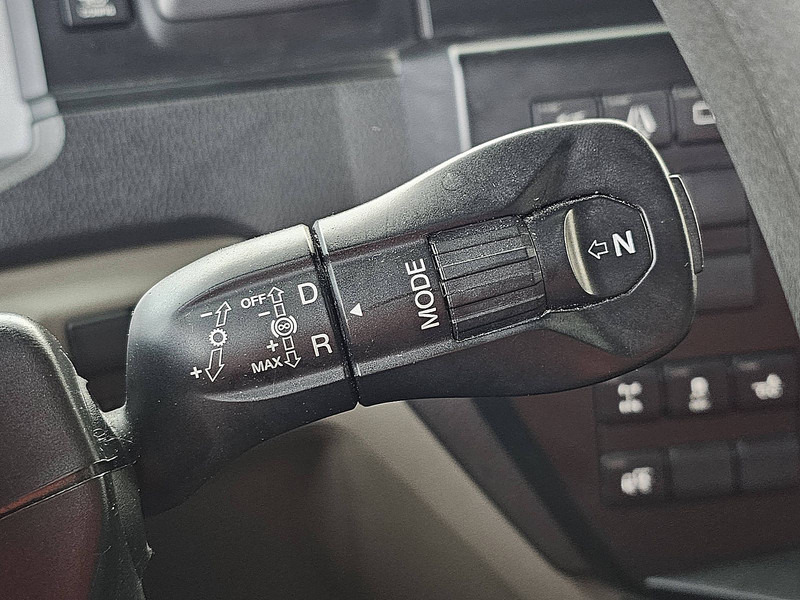 Cabeza tractora MAN 26.470 TGX TG3 GM 6X2-2 BLS: foto 13 Cabeza tractora MAN 26.470 TGX TG3 GM 6X2-2 BLS: foto 13