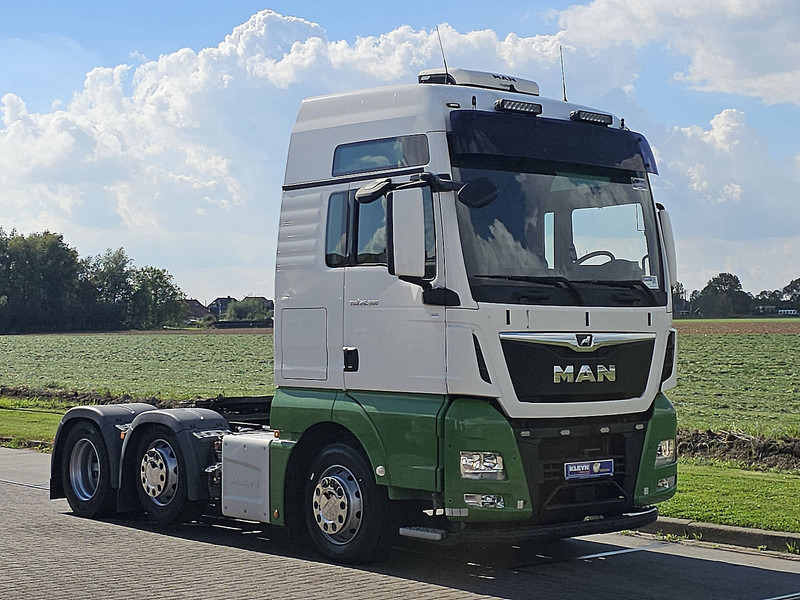 MAN 26.500 TGX XXL 6X2/4 INTARDER - Cabeza tractora: foto 5 MAN 26.500 TGX XXL 6X2/4 INTARDER - Cabeza tractora: foto 5