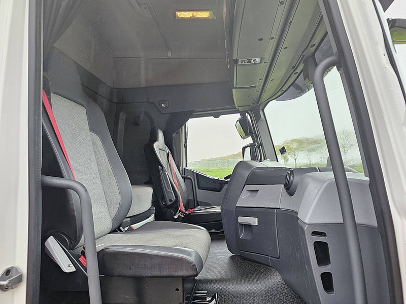 Cabeza tractora Renault T 460: foto 7