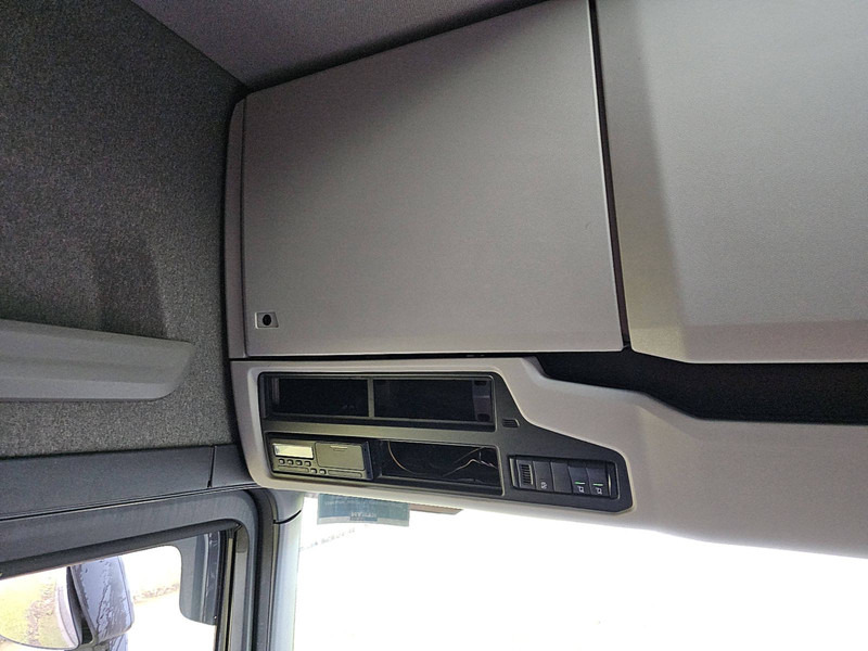 Leasing de Scania R580 6X2 NB LED LEATHER Scania R580 6X2 NB LED LEATHER: foto 9