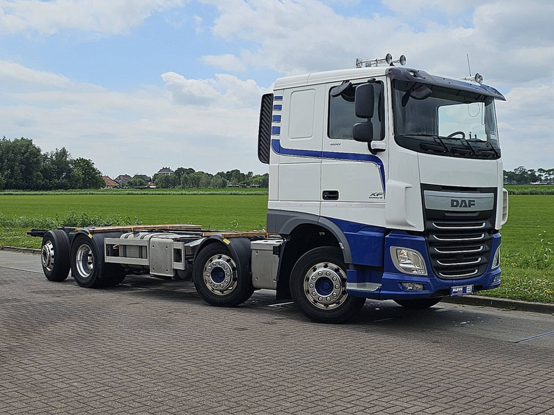 DAF XF 460 8X2 MAN. INT. ADR - Camión chasis: foto 5 DAF XF 460 8X2 MAN. INT. ADR - Camión chasis: foto 5