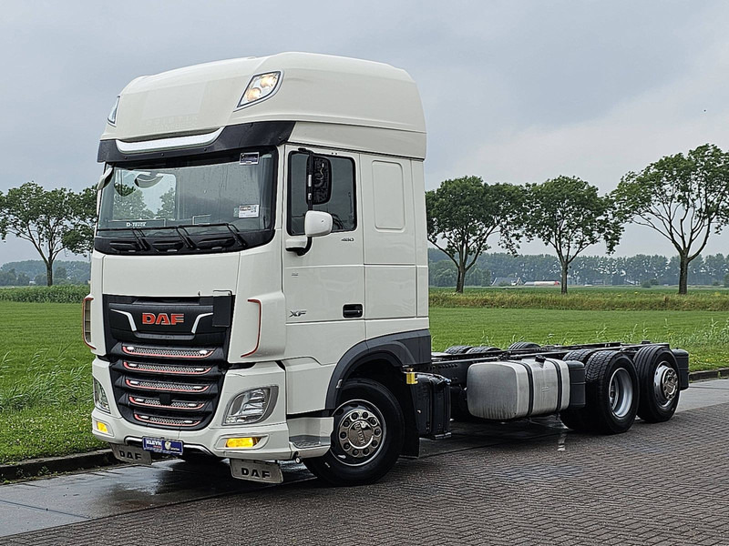 DAF XF 480 - Camión chasis: foto 2 DAF XF 480 - Camión chasis: foto 2
