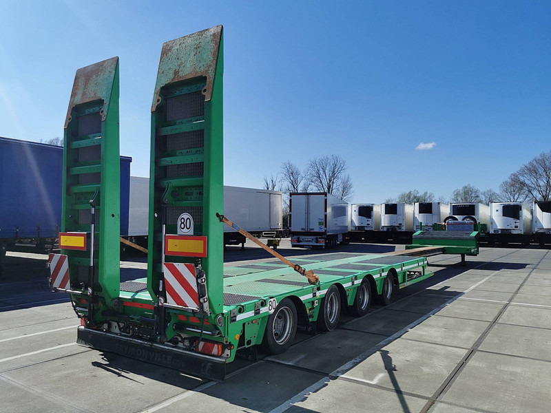Faymonville 4 AXLE LOW BED EXTENDABLE RAMPS - Semirremolque góndola rebajadas: foto 2 Faymonville 4 AXLE LOW BED EXTENDABLE RAMPS - Semirremolque góndola rebajadas: foto 2