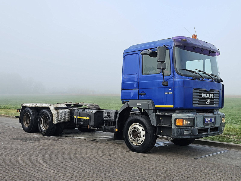 MAN 26.414 F2000 6X4 STEEL MANUAL - Camión chasis: foto 5 MAN 26.414 F2000 6X4 STEEL MANUAL - Camión chasis: foto 5