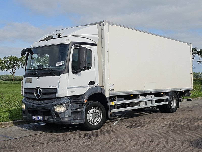 Mercedes-Benz ANTOS 1924 L 19T TAILLIFT - Camión caja cerrada: foto 2 Mercedes-Benz ANTOS 1924 L 19T TAILLIFT - Camión caja cerrada: foto 2
