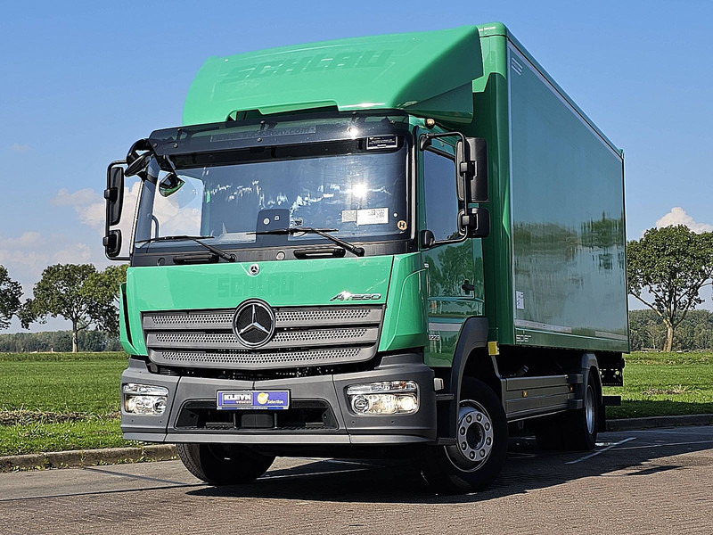 Mercedes-Benz ATEGO 1223 - Camión caja cerrada: foto 1 Mercedes-Benz ATEGO 1223 - Camión caja cerrada: foto 1