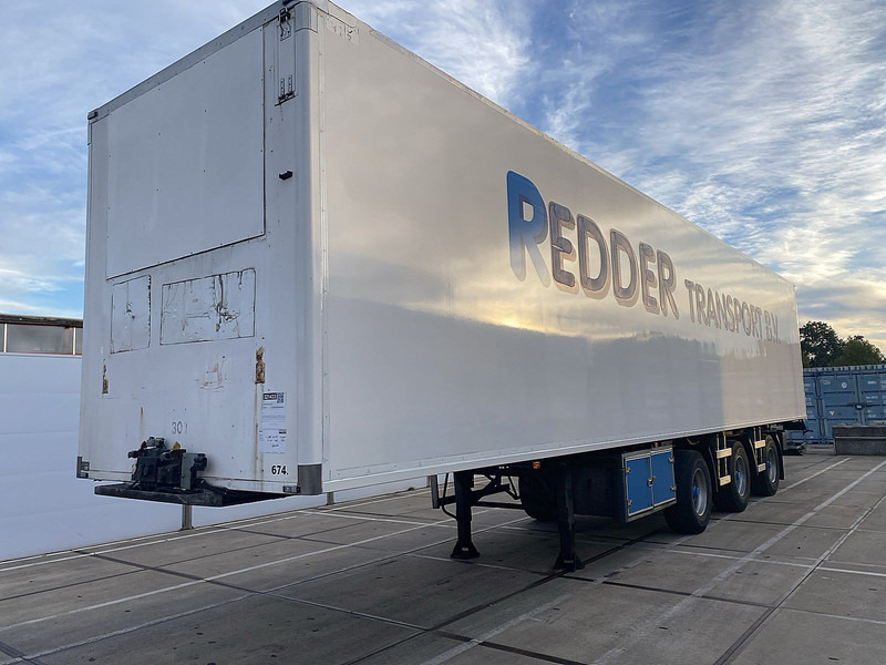 Pacton R3-001 2X STEER AXLE LIFT - Semirremolque caja cerrada: foto 1 Pacton R3-001 2X STEER AXLE LIFT - Semirremolque caja cerrada: foto 1