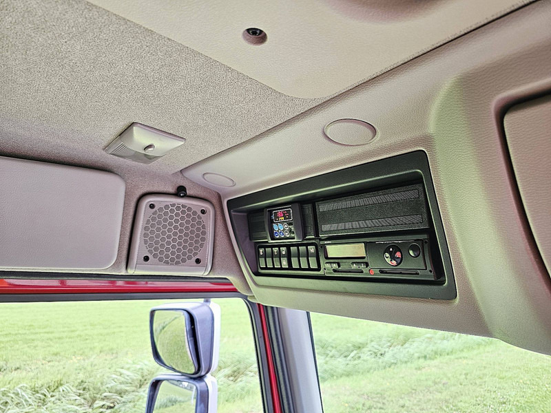 Camión frigorífico Renault MIDLUM 180.12: foto 12 Camión frigorífico Renault MIDLUM 180.12: foto 12