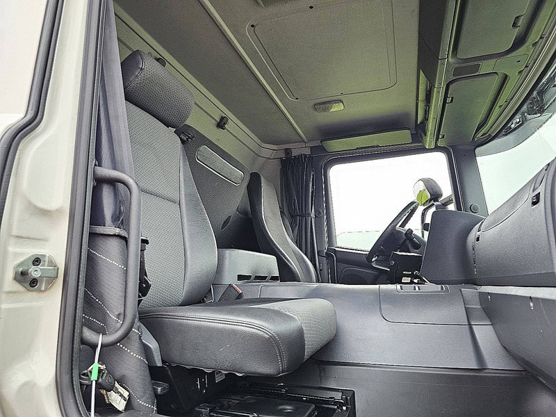 Camión frigorífico Scania P250: foto 7 Camión frigorífico Scania P250: foto 7