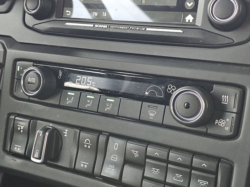 Camión portacontenedore/ Intercambiable Scania R410 6x2*4: foto 14 Camión portacontenedore/ Intercambiable Scania R410 6x2*4: foto 14