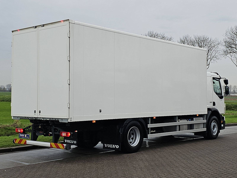 Volvo FE 320.18 6900 KM LIKE NEW!! - Camión caja cerrada: foto 3 Volvo FE 320.18 6900 KM LIKE NEW!! - Camión caja cerrada: foto 3