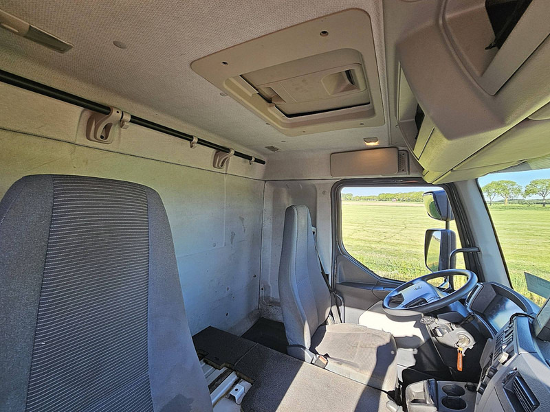 Camión frigorífico Volvo FL 240.12 AIRCO ISO BOX HEATER: foto 13