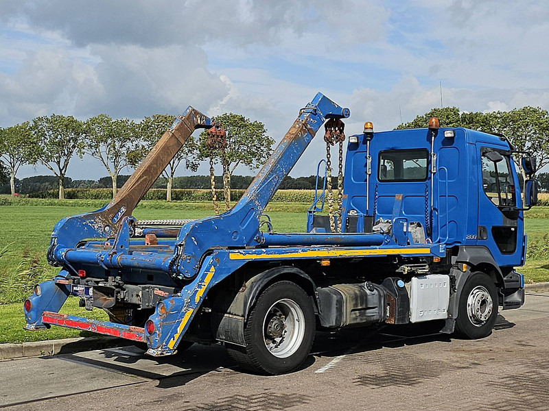 Volvo FL 280.16 - Camión portacontenedor de cadenas: foto 3 Volvo FL 280.16 - Camión portacontenedor de cadenas: foto 3