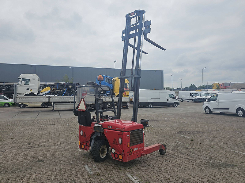 Moffet mounty M4 20.1 1WD 3.6M HIGH - Manipulador telescópico: foto 3 Moffet mounty M4 20.1 1WD 3.6M HIGH - Manipulador telescópico: foto 3