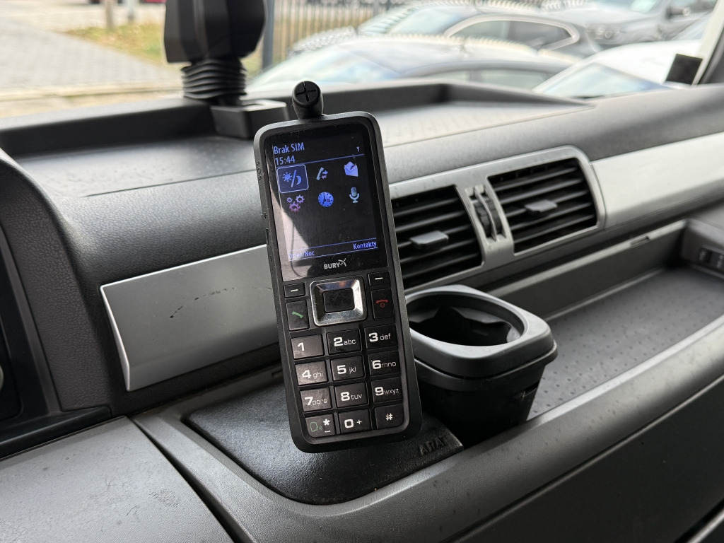 MAN TGX 18.440 XLX MEGA Klimaauto Motorbremse 2xTank - Cabeza tractora: foto 3 MAN TGX 18.440 XLX MEGA Klimaauto Motorbremse 2xTank - Cabeza tractora: foto 3