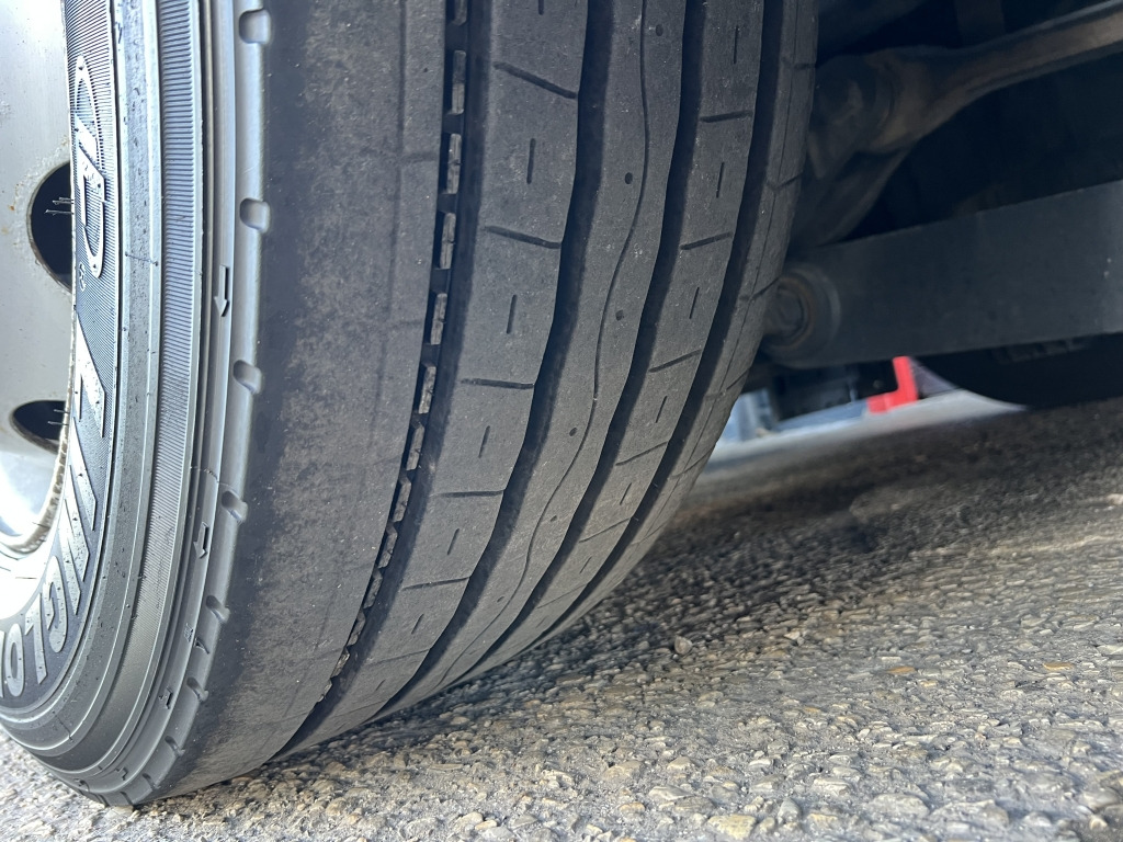 Mercedes-Benz Actros 1843 Euro6 Klimaanlage Motorbremse 2xTank - Cabeza tractora: foto 3 Mercedes-Benz Actros 1843 Euro6 Klimaanlage Motorbremse 2xTank - Cabeza tractora: foto 3