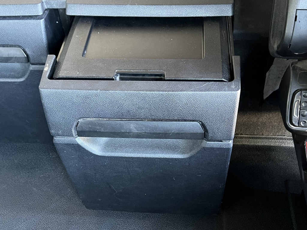 Mercedes-Benz Actros 1843 Euro6 Klimaanlage Motorbremse 2xTank - Cabeza tractora: foto 2 Mercedes-Benz Actros 1843 Euro6 Klimaanlage Motorbremse 2xTank - Cabeza tractora: foto 2