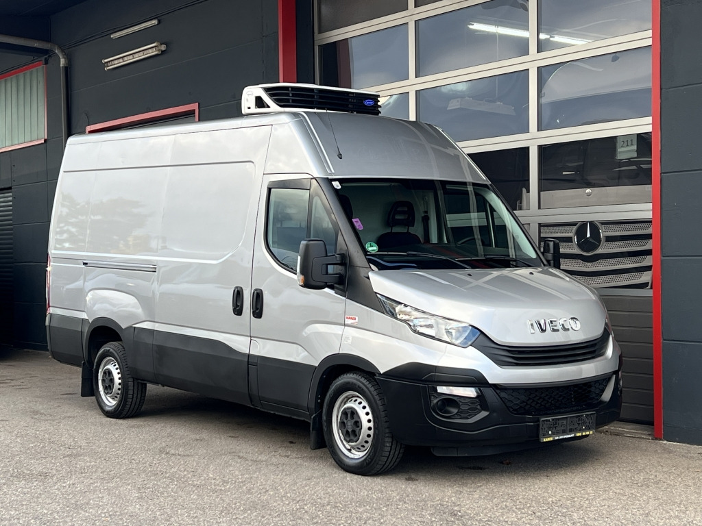 Iveco Daily 35S14 Klima Carrier Xarios 350 Tiefkühl - Furgoneta frigorifica: foto 1 Iveco Daily 35S14 Klima Carrier Xarios 350 Tiefkühl - Furgoneta frigorifica: foto 1