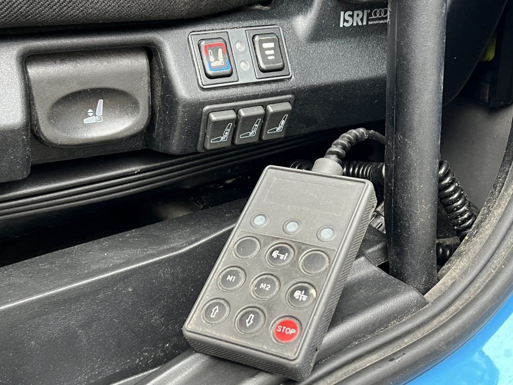 Iveco EC ML120EL21 CNG Erdgas Klima 7,2m Koff LBW+Tür - Camión caja cerrada: foto 4 Iveco EC ML120EL21 CNG Erdgas Klima 7,2m Koff LBW+Tür - Camión caja cerrada: foto 4