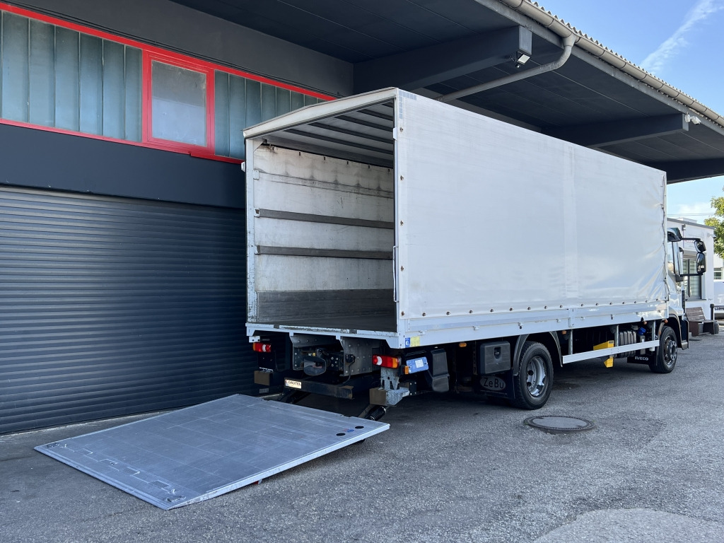 Iveco EuroCargo ML160E28 Klima 7,1m P+P LBW 199.429km - Camión lona: foto 5 Iveco EuroCargo ML160E28 Klima 7,1m P+P LBW 199.429km - Camión lona: foto 5