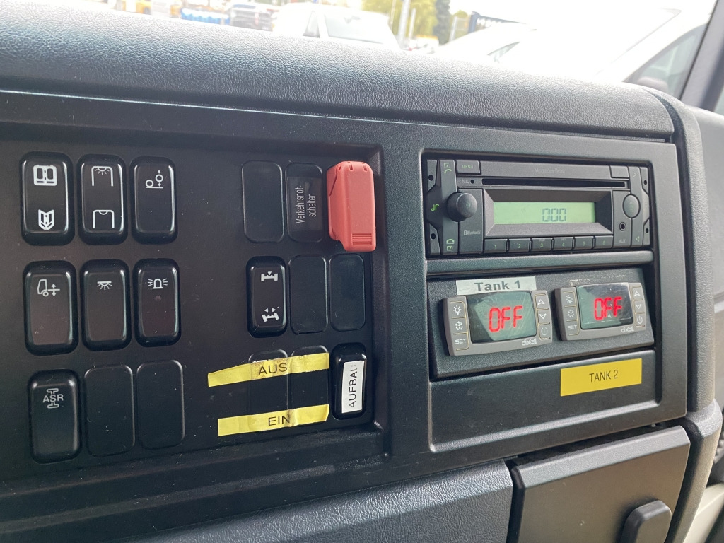 Mercedes-Benz Econic 2633 PLATZ Mülltonnenwaschanlage - Camión de basura: foto 3 Mercedes-Benz Econic 2633 PLATZ Mülltonnenwaschanlage - Camión de basura: foto 3