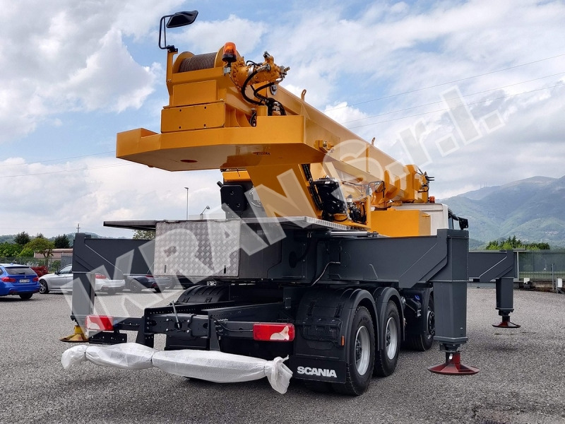 Locatelli TCL 55.50 - Autogrúa: foto 3 Locatelli TCL 55.50 - Autogrúa: foto 3