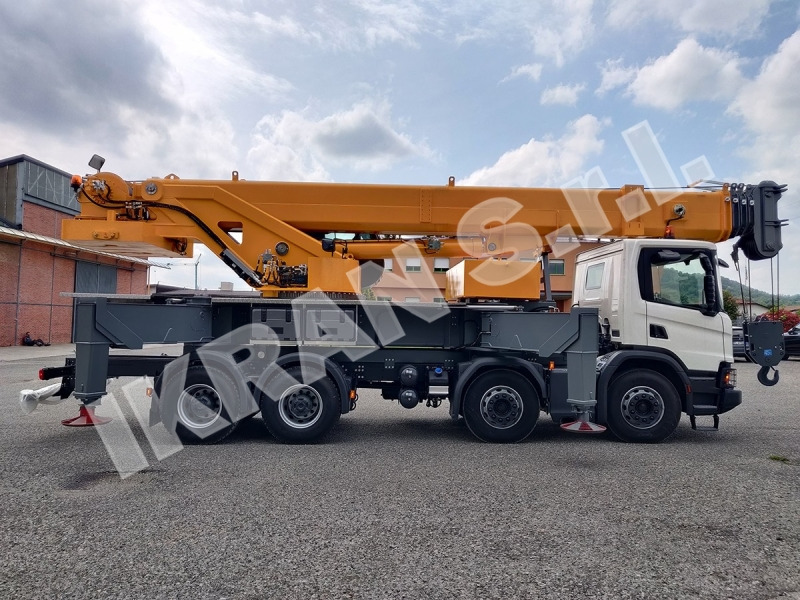 Locatelli TCL 55.50 - Autogrúa: foto 2 Locatelli TCL 55.50 - Autogrúa: foto 2