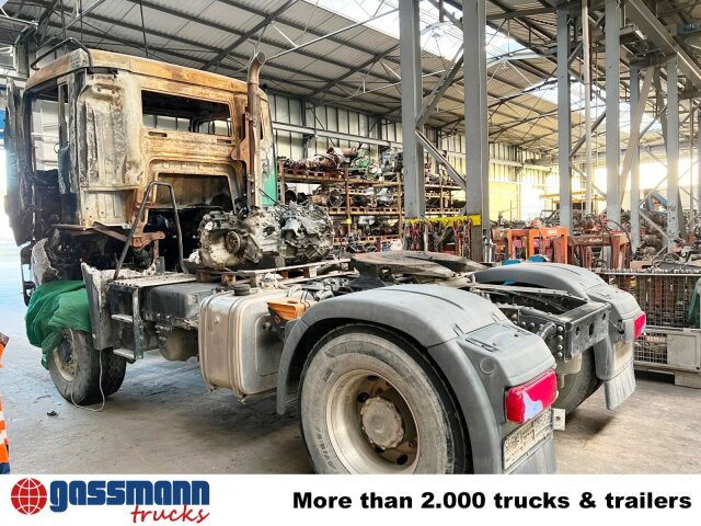 Cabeza tractora MAN TGS 18.480 4x4 BLS, BRANDSCHADEN: foto 10
