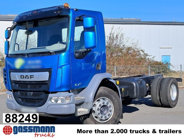 DAF LF 290 FA 4x2, Nebenantrieb, Navi - Camión chasis: foto 1 DAF LF 290 FA 4x2, Nebenantrieb, Navi - Camión chasis: foto 1