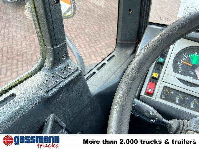 Camión volquete MAN 14.225 LAK 4x4 BB Doka, Winterdienstausstattung: foto 6 Camión volquete MAN 14.225 LAK 4x4 BB Doka, Winterdienstausstattung: foto 6