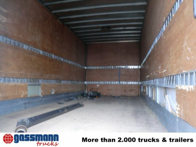 Camión caja cerrada MAN L33 8.180 C 4x2, Unfallfahrzeug mit: foto 12 Camión caja cerrada MAN L33 8.180 C 4x2, Unfallfahrzeug mit: foto 12