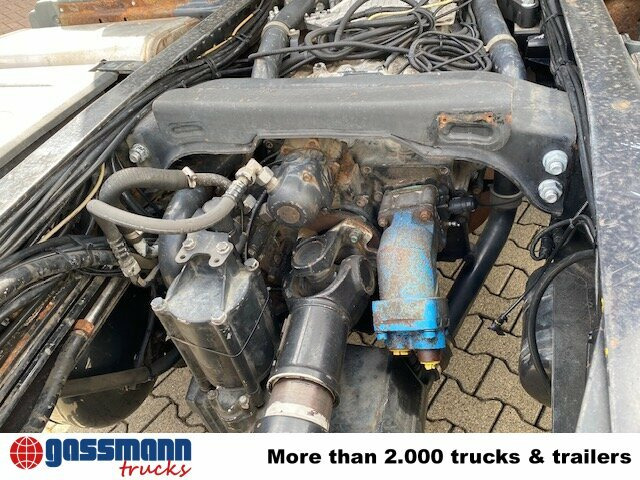 MAN TGA 35.480 8x4-4 BL, Lift-/Lenkachse - Camión chasis: foto 2 MAN TGA 35.480 8x4-4 BL, Lift-/Lenkachse - Camión chasis: foto 2