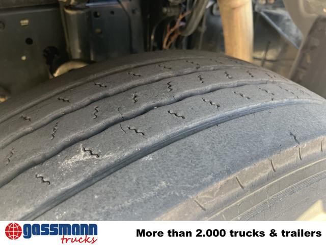 MAN TGM 18.320 4x2 BL, Hiab Tele-Absetzanlage, Funk - Camión portacontenedor de cadenas: foto 2 MAN TGM 18.320 4x2 BL, Hiab Tele-Absetzanlage, Funk - Camión portacontenedor de cadenas: foto 2