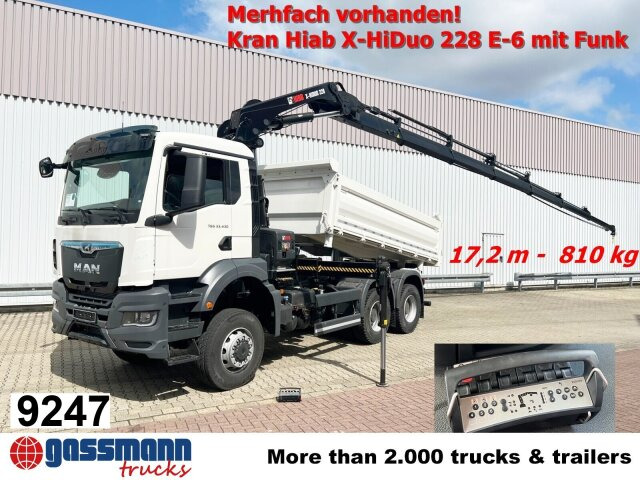 MAN TGS 33.430 6x6 BB CH mit Kran Hiab X-HiDuo 228 - Camión volquete, Camión grúa: foto 1 MAN TGS 33.430 6x6 BB CH mit Kran Hiab X-HiDuo 228 - Camión volquete, Camión grúa: foto 1