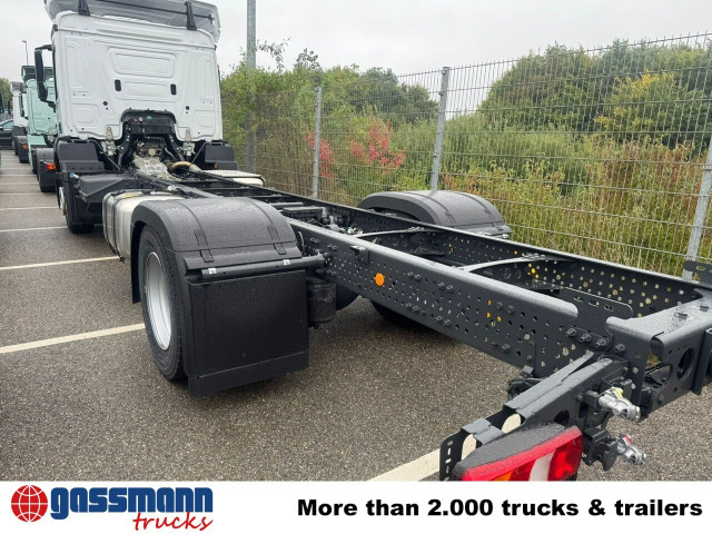 Mercedes-Benz Actros 1827/30 L 4x2, Gardine, LBW - Camión caja abierta: foto 3 Mercedes-Benz Actros 1827/30 L 4x2, Gardine, LBW - Camión caja abierta: foto 3