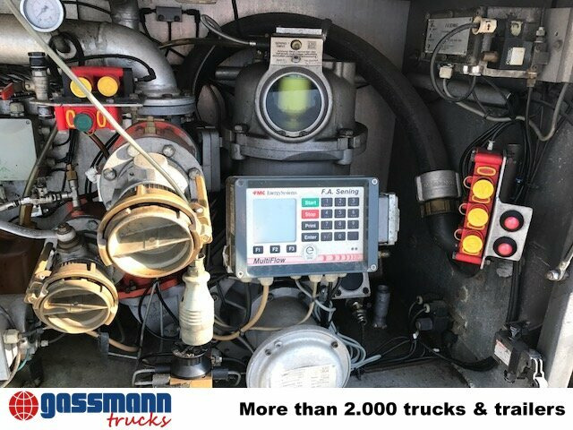 Mercedes-Benz Actros 1841 L 4x2, Esterer Tankaufbau ca. - Camión cisterna: foto 2 Mercedes-Benz Actros 1841 L 4x2, Esterer Tankaufbau ca. - Camión cisterna: foto 2