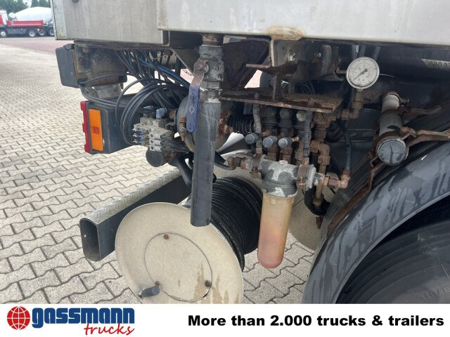 Mercedes-Benz Actros 2541 L 6x2, Lenkachse, Küller Saug- und - Barredora vial: foto 4 Mercedes-Benz Actros 2541 L 6x2, Lenkachse, Küller Saug- und - Barredora vial: foto 4
