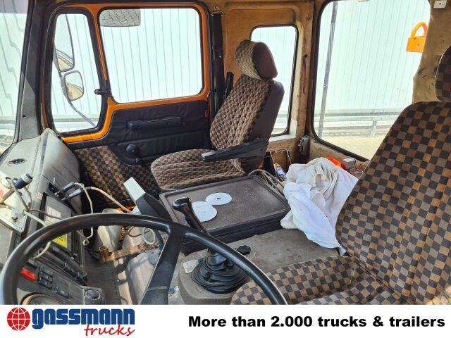 Mercedes-Benz NG 1928 A 4x4, V8-Motor, Standklima, - Camión chasis: foto 4 Mercedes-Benz NG 1928 A 4x4, V8-Motor, Standklima, - Camión chasis: foto 4