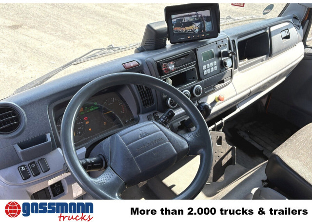 Mitsubishi Fuso 7C18 4x2, Zöller Micro XL 7, Zöller - Barredora vial: foto 5 Mitsubishi Fuso 7C18 4x2, Zöller Micro XL 7, Zöller - Barredora vial: foto 5