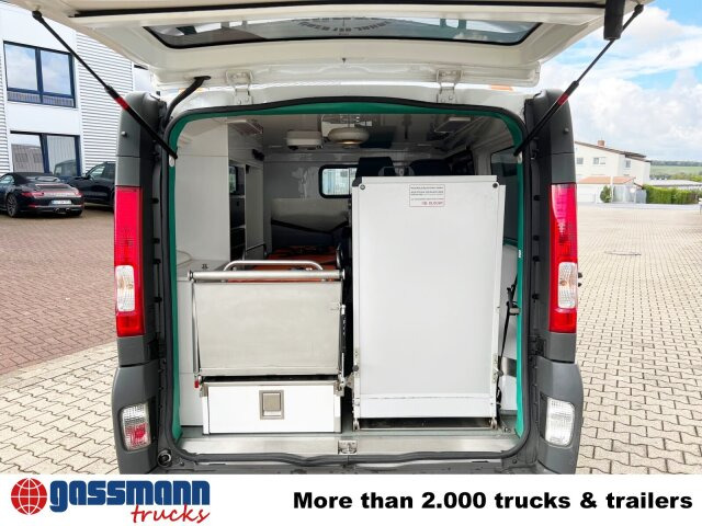 Renault Trafik 2.0 dCi115 4x2, Krankentransporter - Ambulancia: foto 2 Renault Trafik 2.0 dCi115 4x2, Krankentransporter - Ambulancia: foto 2