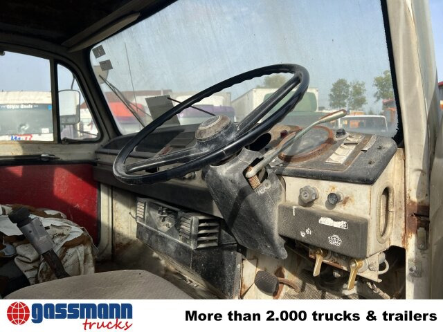 Saurer V5 4x2 - Camión chasis: foto 4 Saurer V5 4x2 - Camión chasis: foto 4