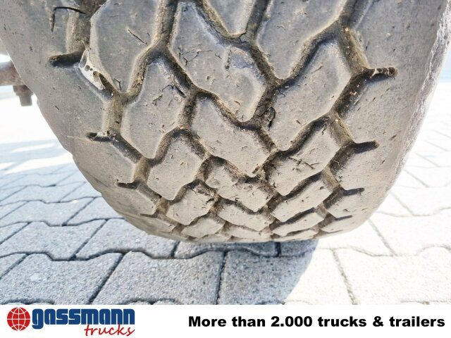 TANG Pritschenauflieger - Semirremolque plataforma/ Caja abierta: foto 5 TANG Pritschenauflieger - Semirremolque plataforma/ Caja abierta: foto 5