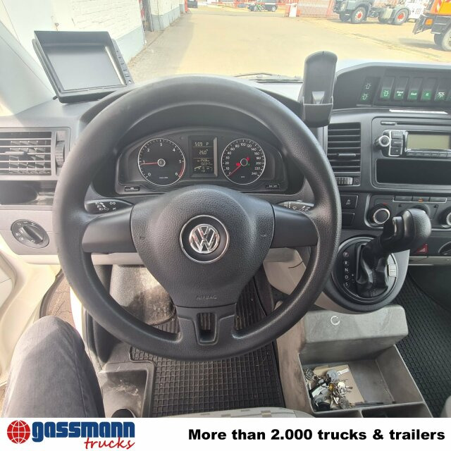 Volkswagen T5 2.0 TDI, Krankenwagen - Ambulancia: foto 4 Volkswagen T5 2.0 TDI, Krankenwagen - Ambulancia: foto 4