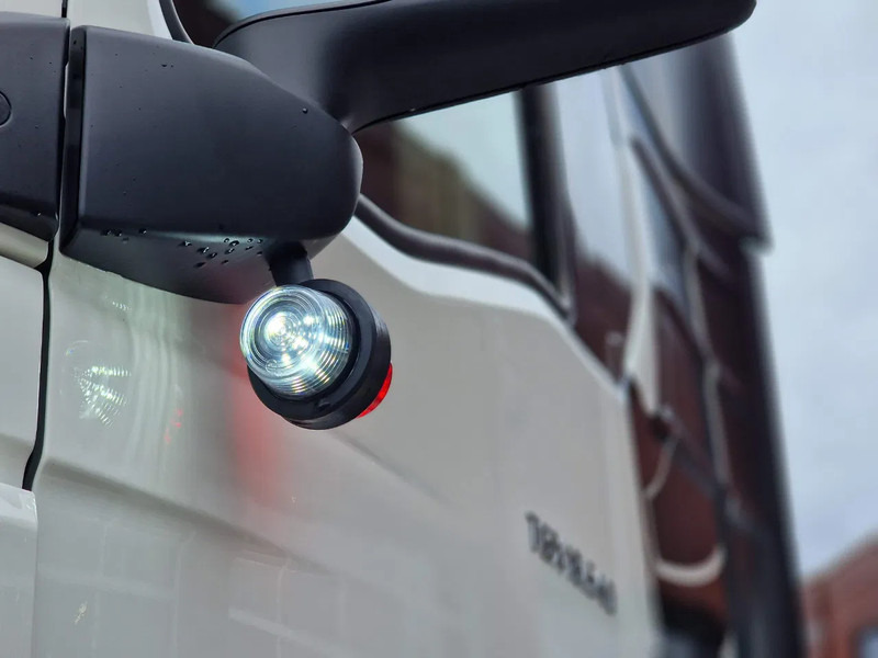 Cabeza tractora nuevo MAN TGX 18.540 GX - New - Retarder - Night clima - Alcoa - Show truck - Lightbar -: foto 16