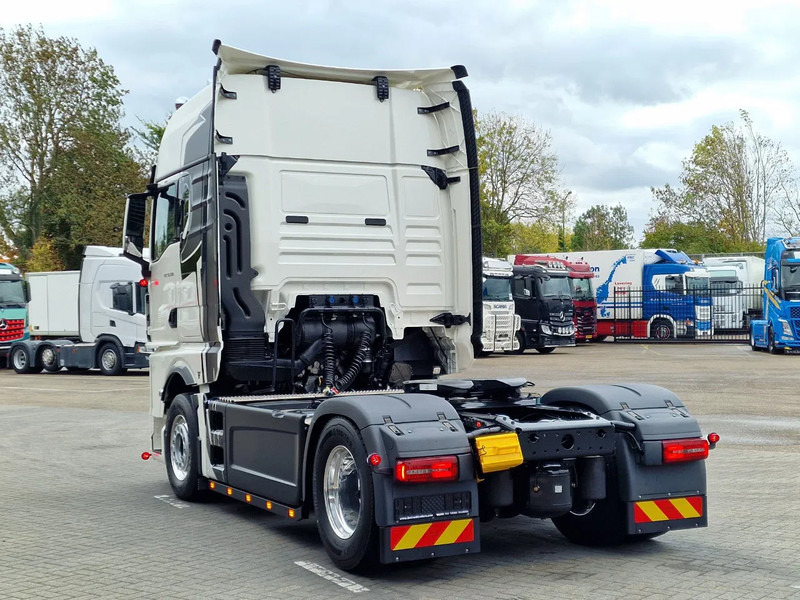 MAN TGX 18.540 GX - New - Retarder - Night clima - Alcoa - Show truck - Lightbar - - Cabeza tractora: foto 5 MAN TGX 18.540 GX - New - Retarder - Night clima - Alcoa - Show truck - Lightbar - - Cabeza tractora: foto 5