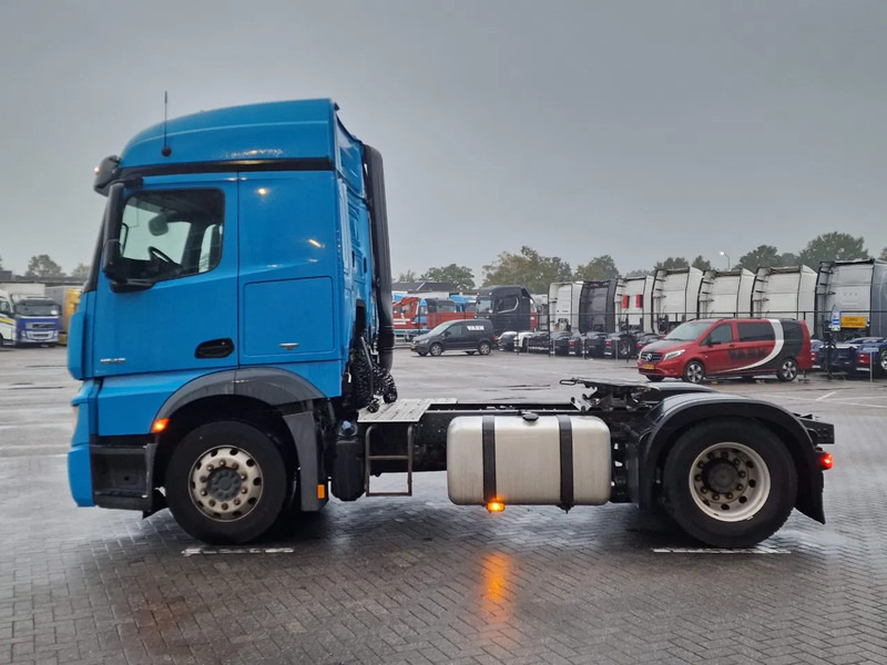 Mercedes-Benz Actros 1842 - 4x2 - Streamspace - Euro 6 - Fridge - Cabeza tractora: foto 4 Mercedes-Benz Actros 1842 - 4x2 - Streamspace - Euro 6 - Fridge - Cabeza tractora: foto 4