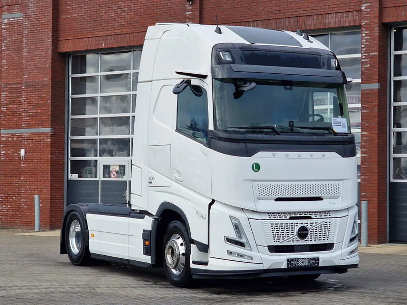 Volvo FH 13.500 Aero Globetrotter XL 4x2 - I Save - I parkcool - 2x tank - Mirror cams - Cabeza tractora: foto 1 Volvo FH 13.500 Aero Globetrotter XL 4x2 - I Save - I parkcool - 2x tank - Mirror cams - Cabeza tractora: foto 1