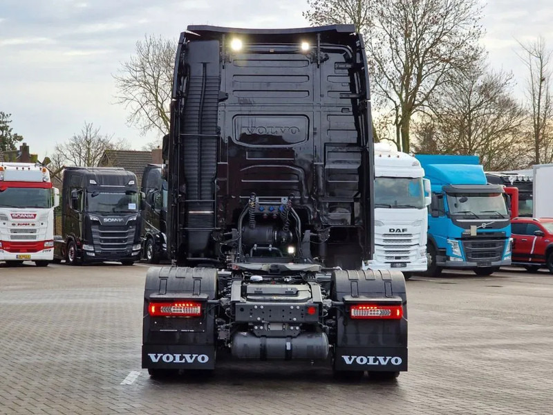 Volvo FH 13.500 Globetrotter XL 4x2 - NEW - Full spec - I parkcool - Full air - - Cabeza tractora: foto 5 Volvo FH 13.500 Globetrotter XL 4x2 - NEW - Full spec - I parkcool - Full air - - Cabeza tractora: foto 5