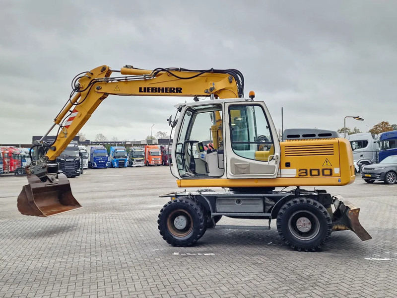 Liebherr A900C - 95 KW - Central Greasing - - Excavadora de ruedas: foto 5 Liebherr A900C - 95 KW - Central Greasing - - Excavadora de ruedas: foto 5