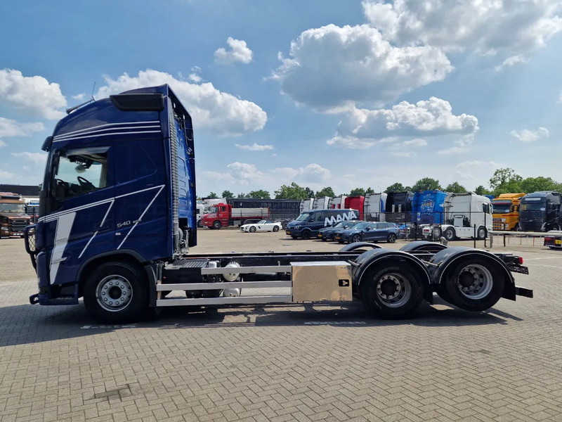 Volvo FH 13.540 Globetrotter XL 6x2 - Retarder - Full air - 4.60 WB - I shift dual clutch - Camión chasis: foto 4 Volvo FH 13.540 Globetrotter XL 6x2 - Retarder - Full air - 4.60 WB - I shift dual clutch - Camión chasis: foto 4